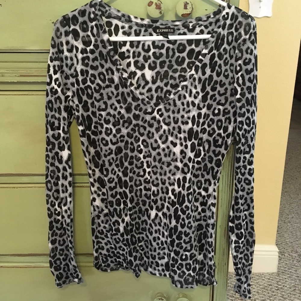 Women's Express Animal Print Long Sleeve Shirt